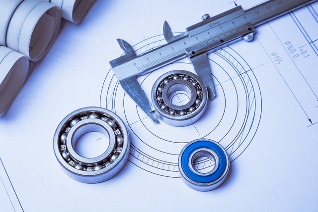 角接觸球軸承的預(yù)負(fù)荷應(yīng)該加多大？